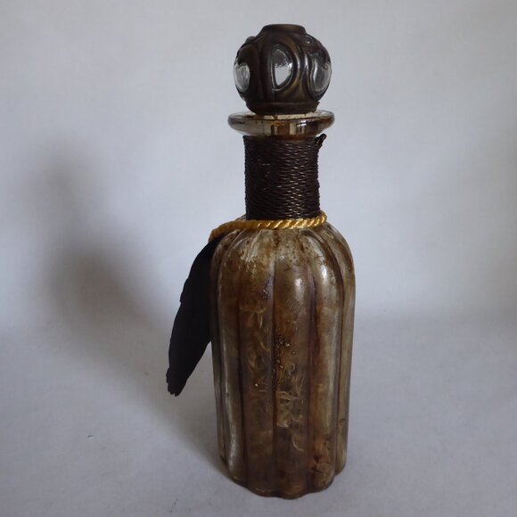 NEW 9” APOTHECARY DEADLY NIGHT SHADE HALLOWEEN GLASS BOTTLE PROP ODDITY - Picture 6 of 10